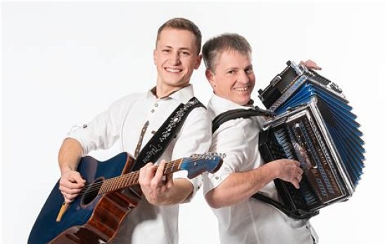 De Hutzenbossen: Volksmusik mit Witz, Herz & Stimmung 